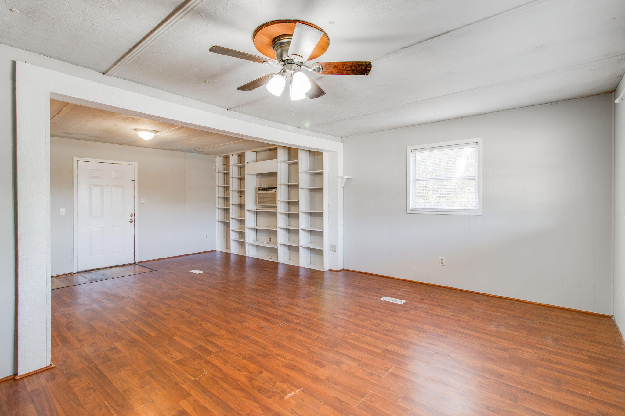 1130 Floyd Drive Sumter, SC 29154 - Photo 4 of 36