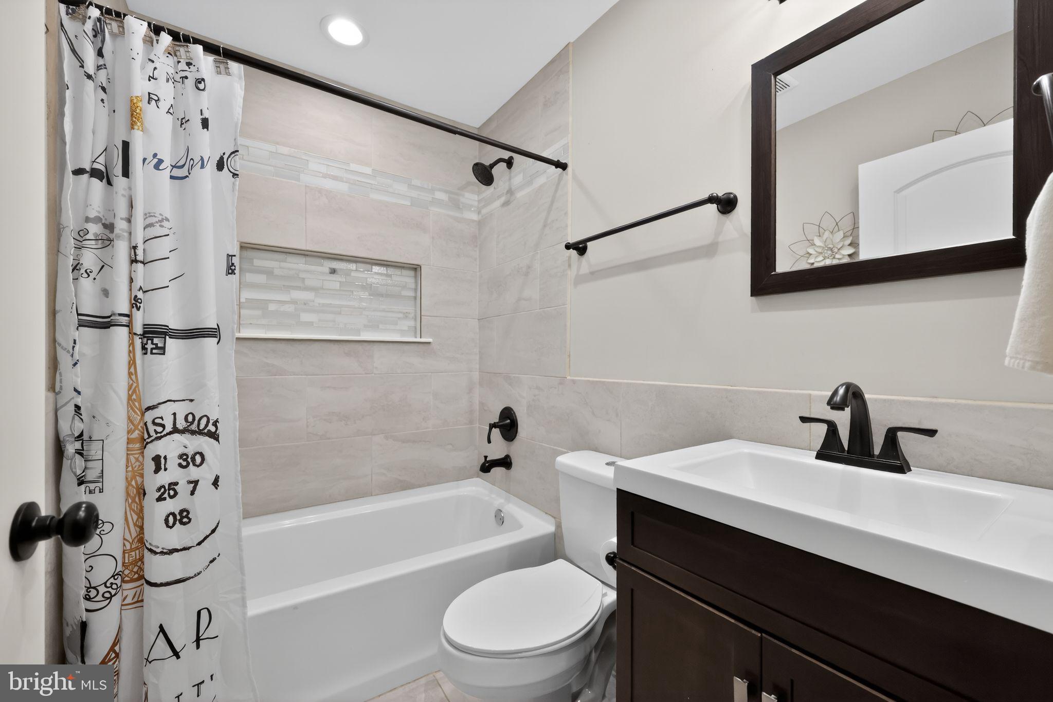 41 Stream Lane Levittown, PA 19055 - Photo 23 of 30 Hall bathoom