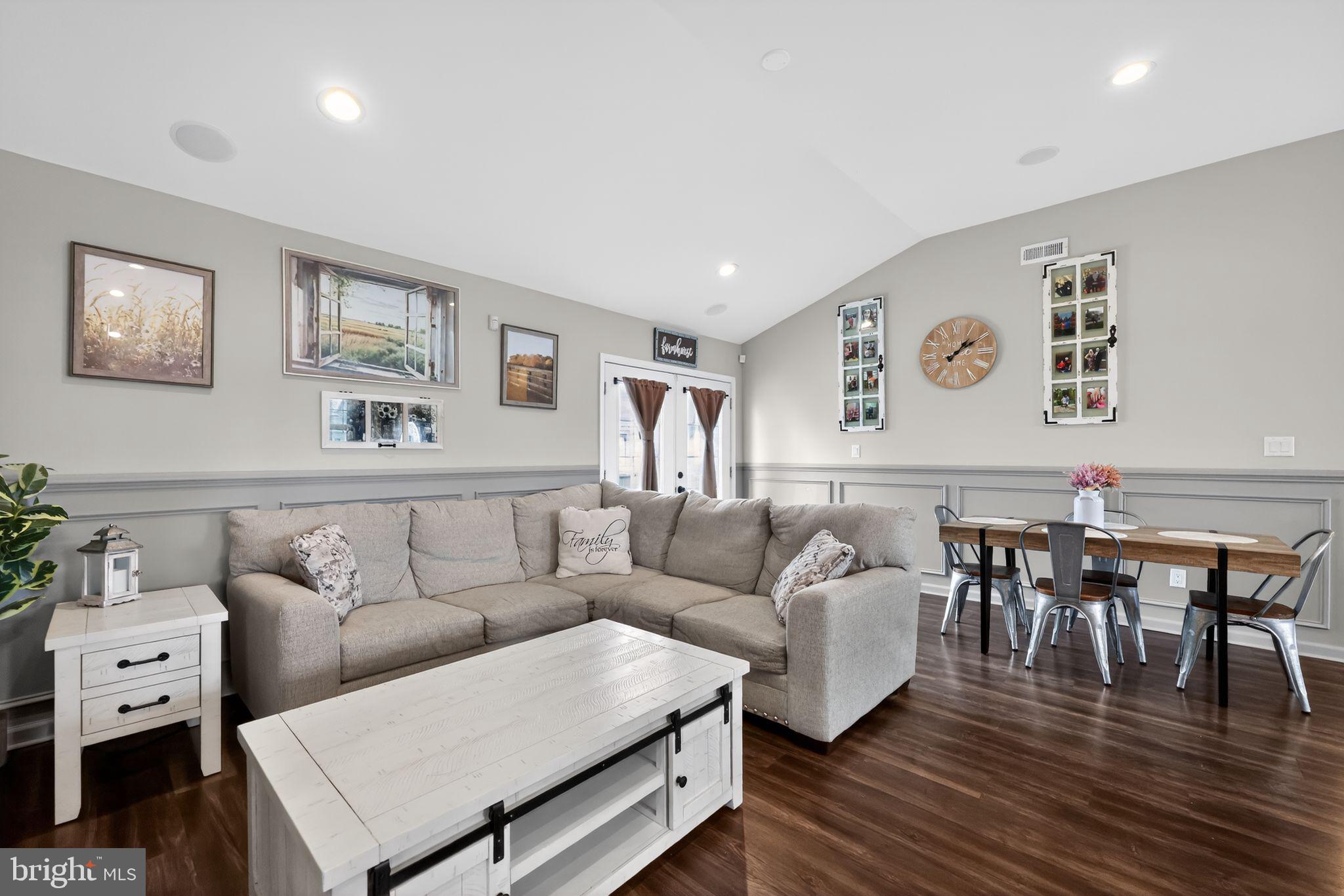 41 Stream Lane Levittown, PA 19055 - Photo 7 of 30
