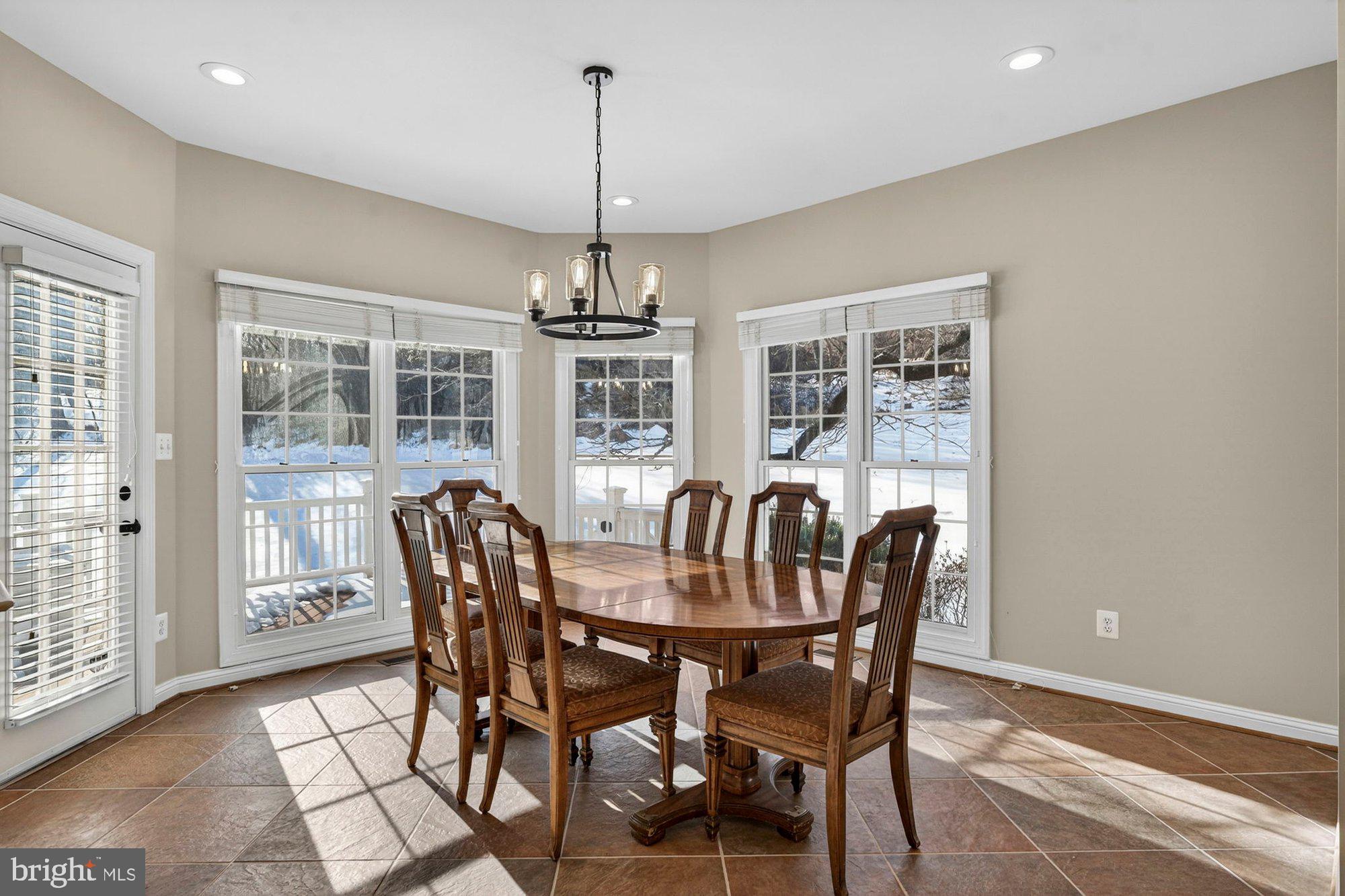 1424 Wynhurst Lane Vienna, VA 22182 - Photo 17 of 113