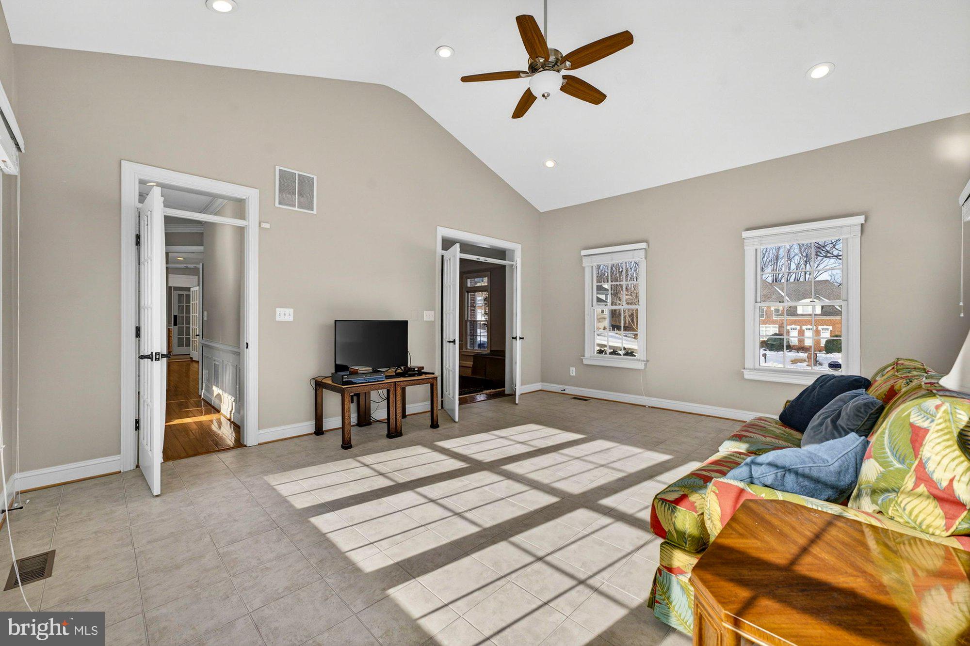 1424 Wynhurst Lane Vienna, VA 22182 - Photo 26 of 113