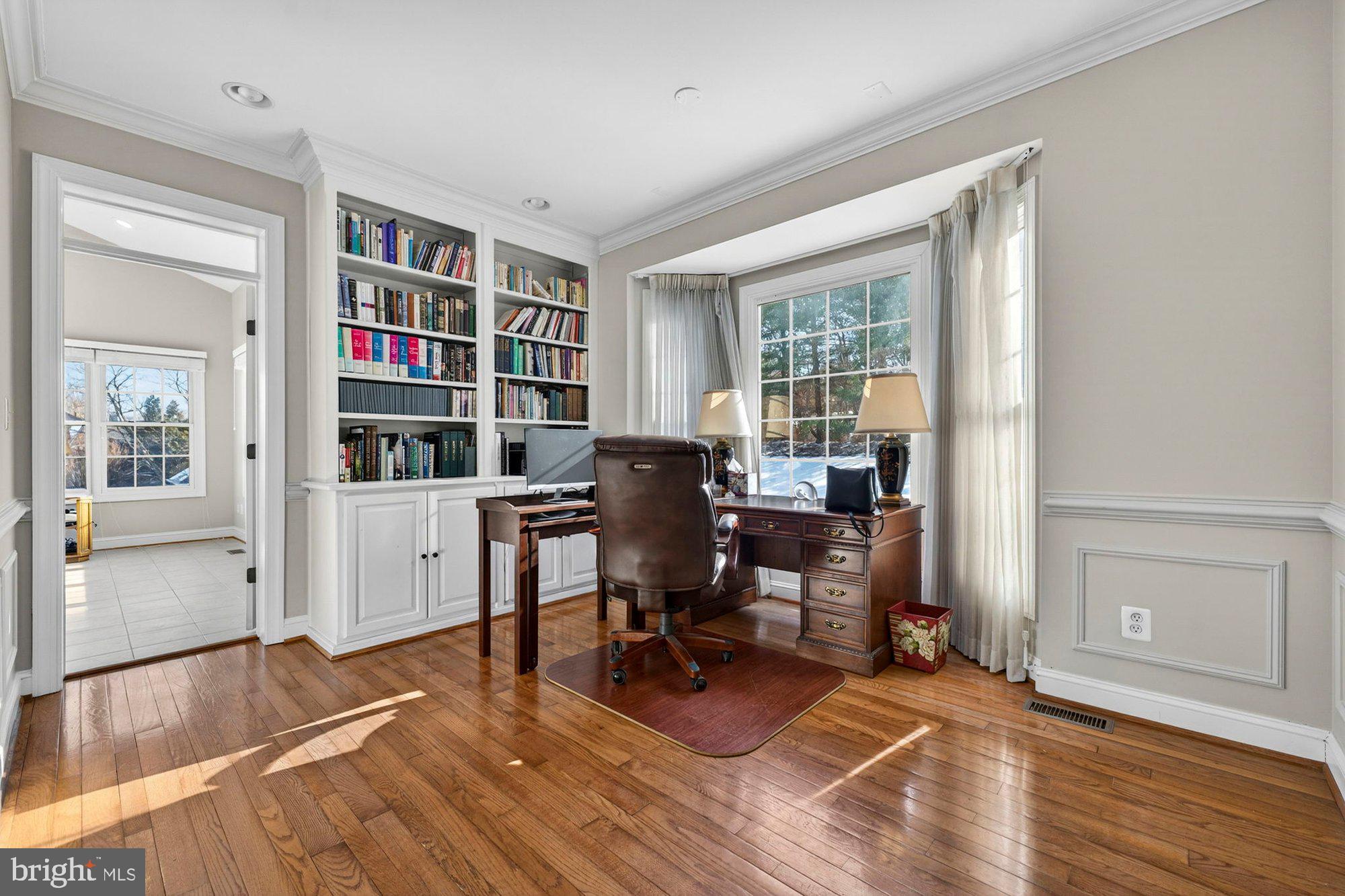 1424 Wynhurst Lane Vienna, VA 22182 - Photo 28 of 113