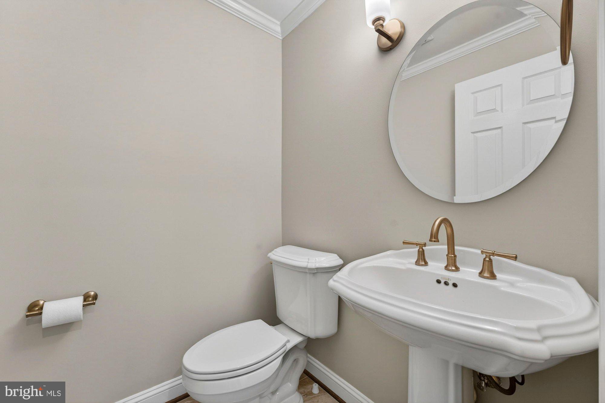 1424 Wynhurst Lane Vienna, VA 22182 - Photo 30 of 113