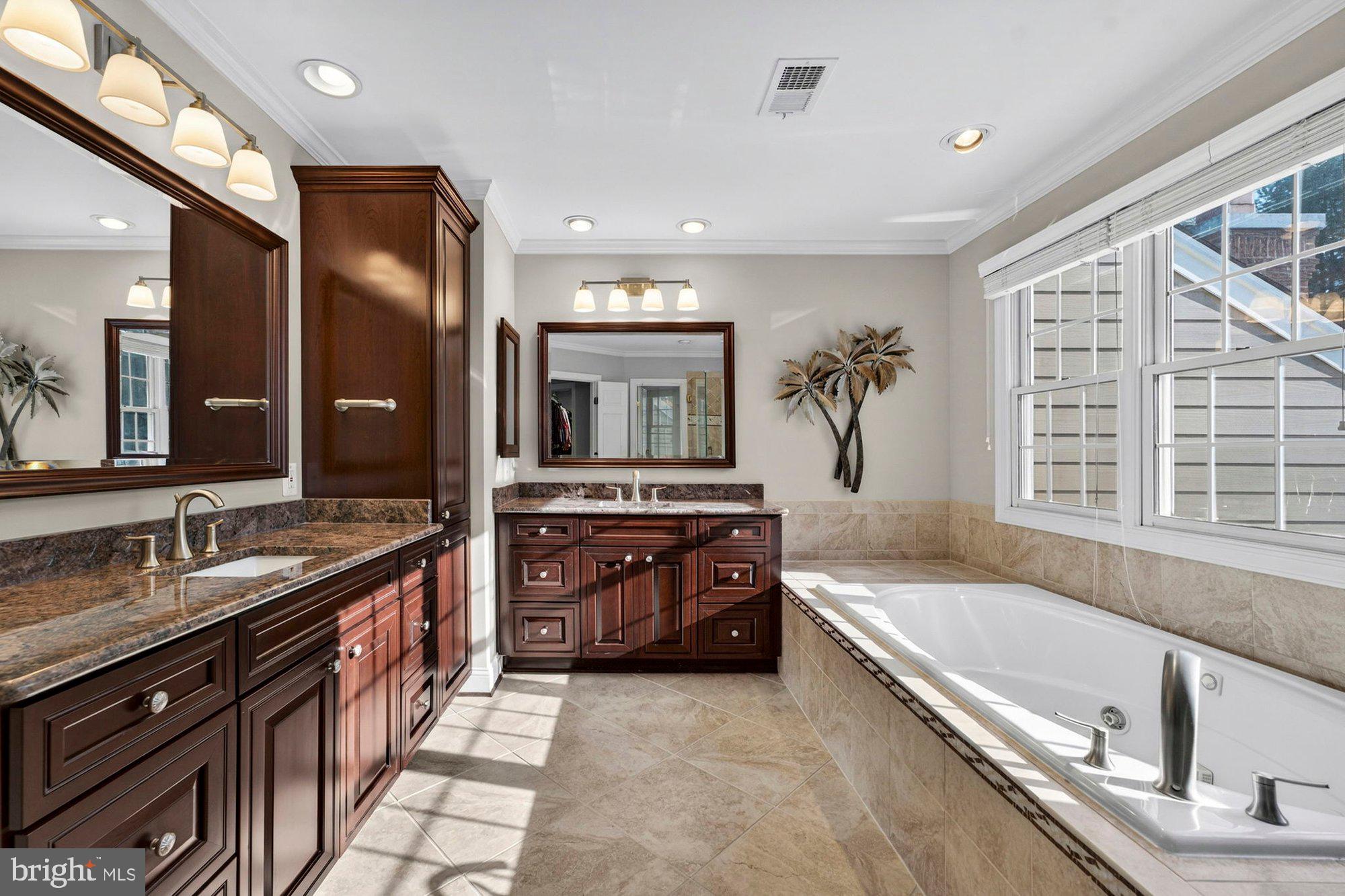 1424 Wynhurst Lane Vienna, VA 22182 - Photo 46 of 113