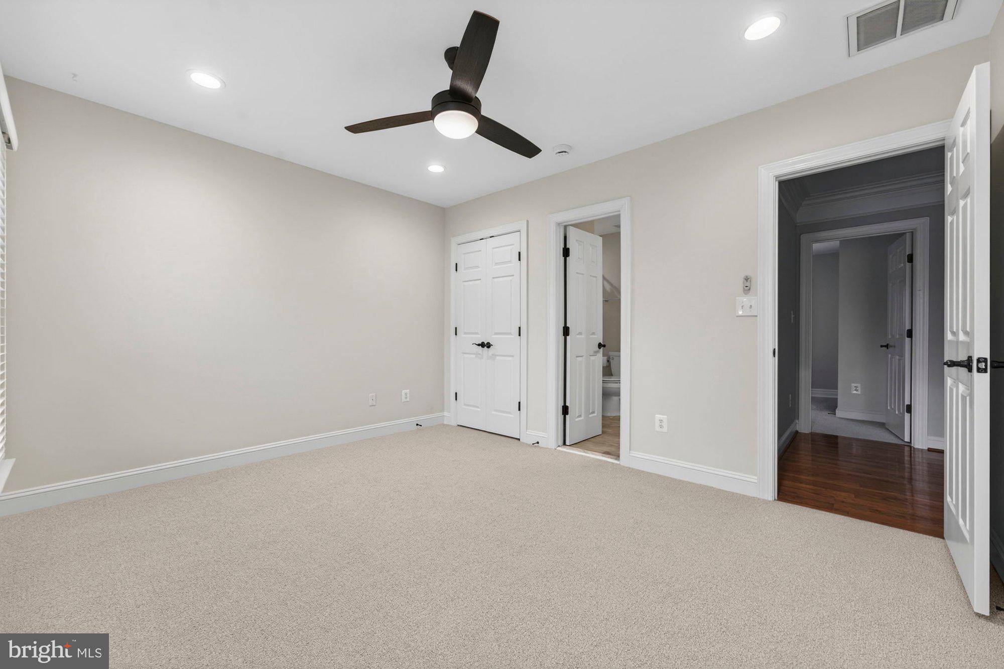 1424 Wynhurst Lane Vienna, VA 22182 - Photo 55 of 113