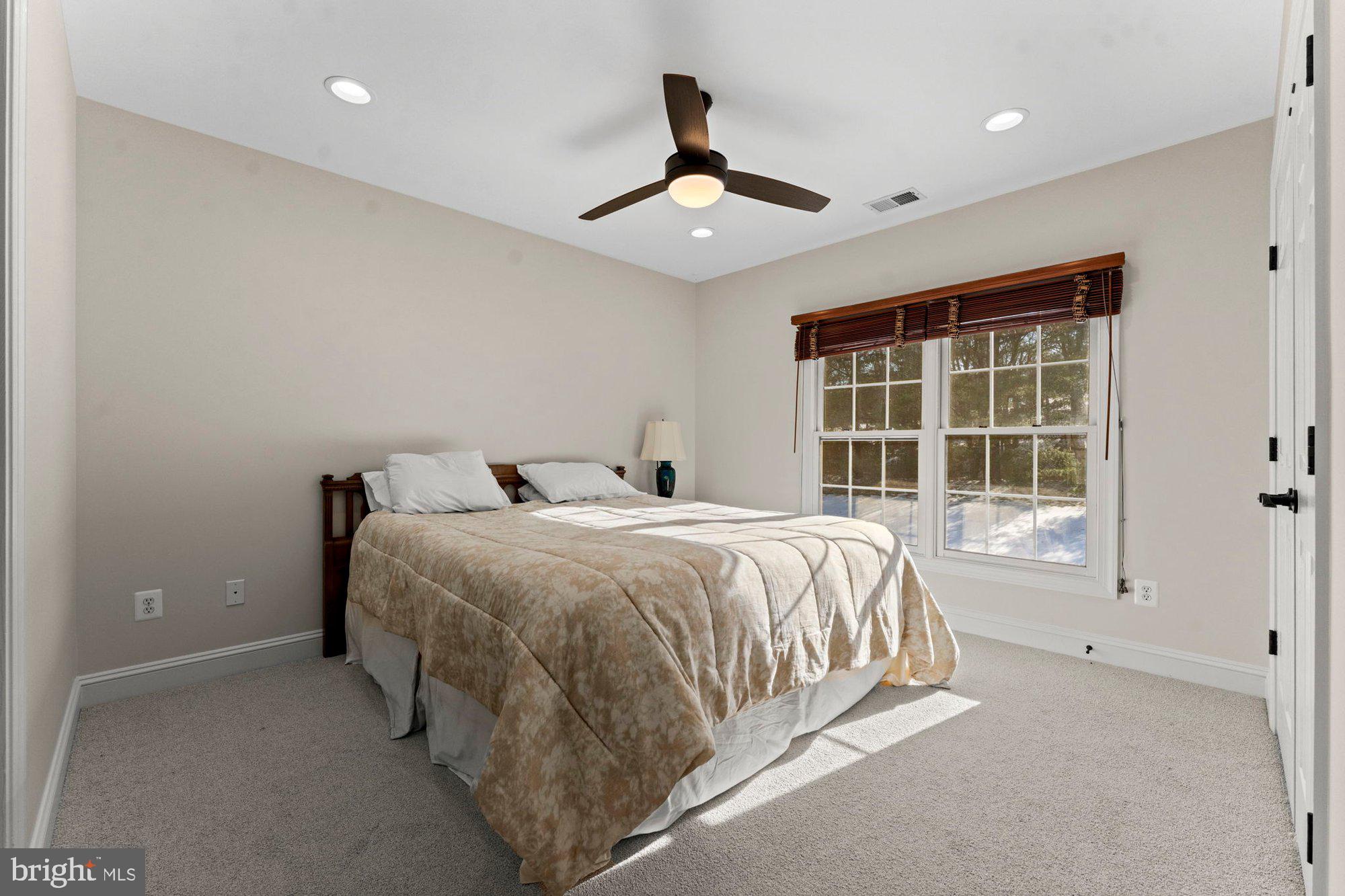 1424 Wynhurst Lane Vienna, VA 22182 - Photo 57 of 113