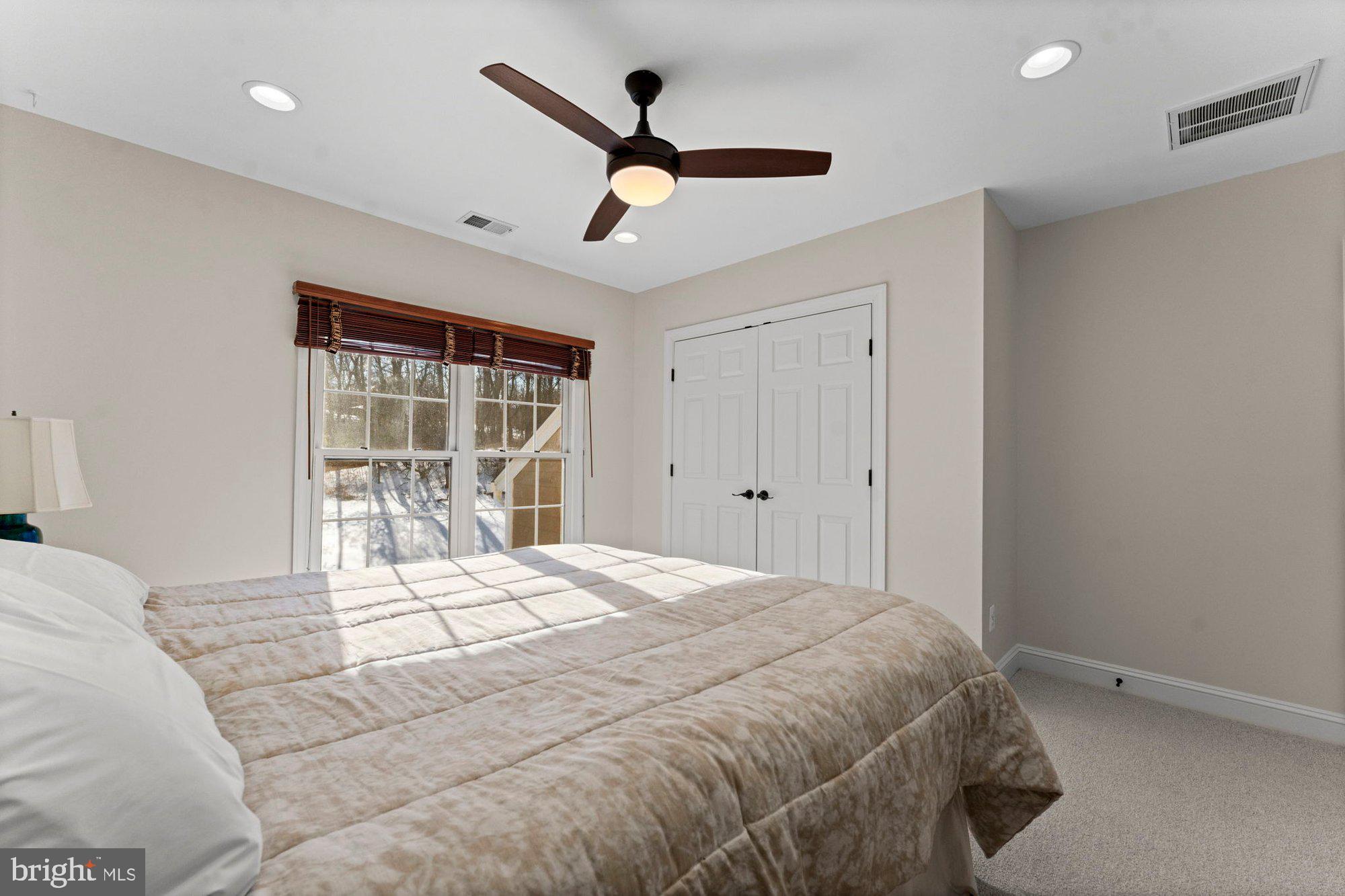 1424 Wynhurst Lane Vienna, VA 22182 - Photo 58 of 113