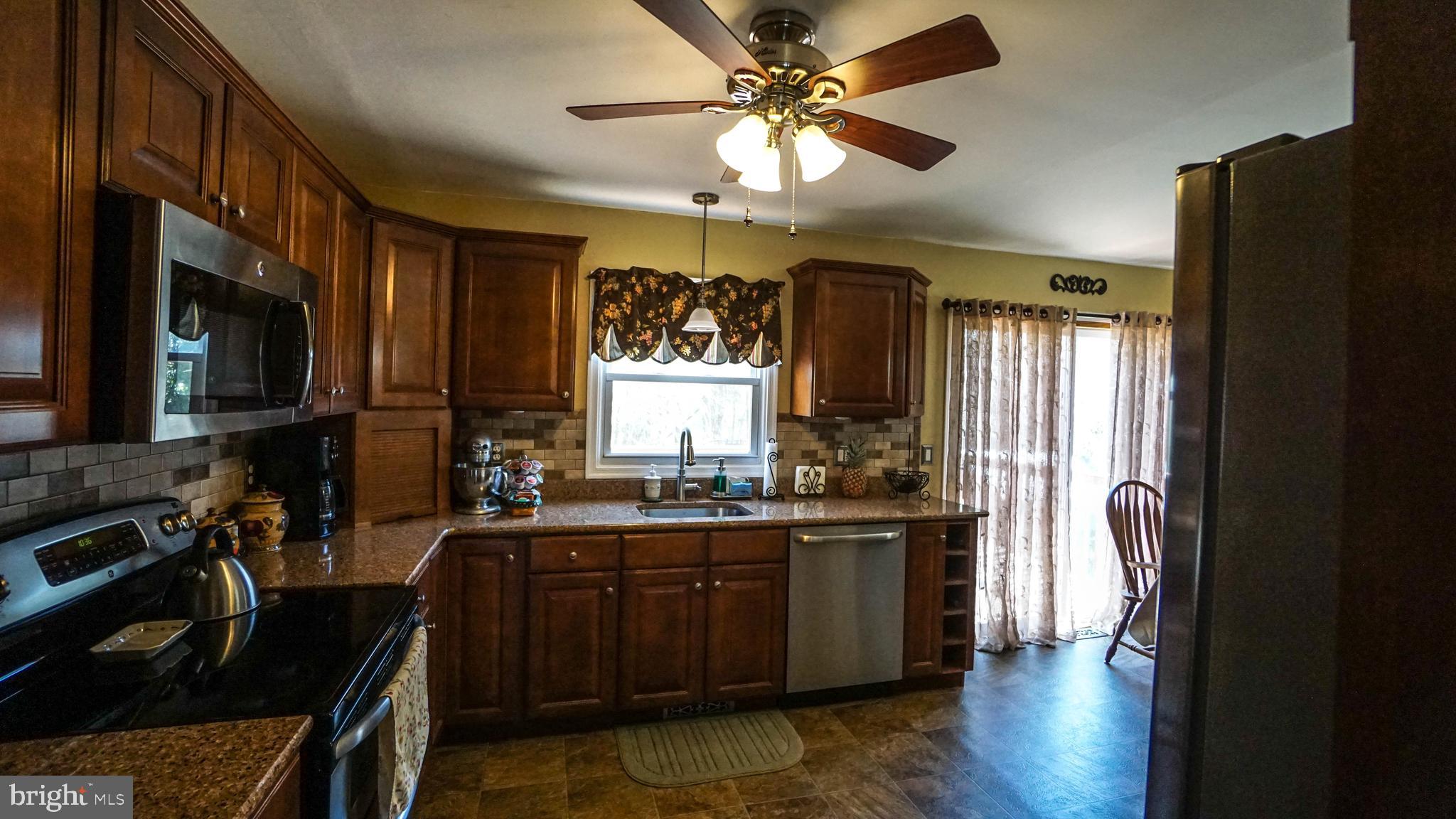 139 Revolutionary Road Tuckerton, NJ 08087 - Photo 11 of 44