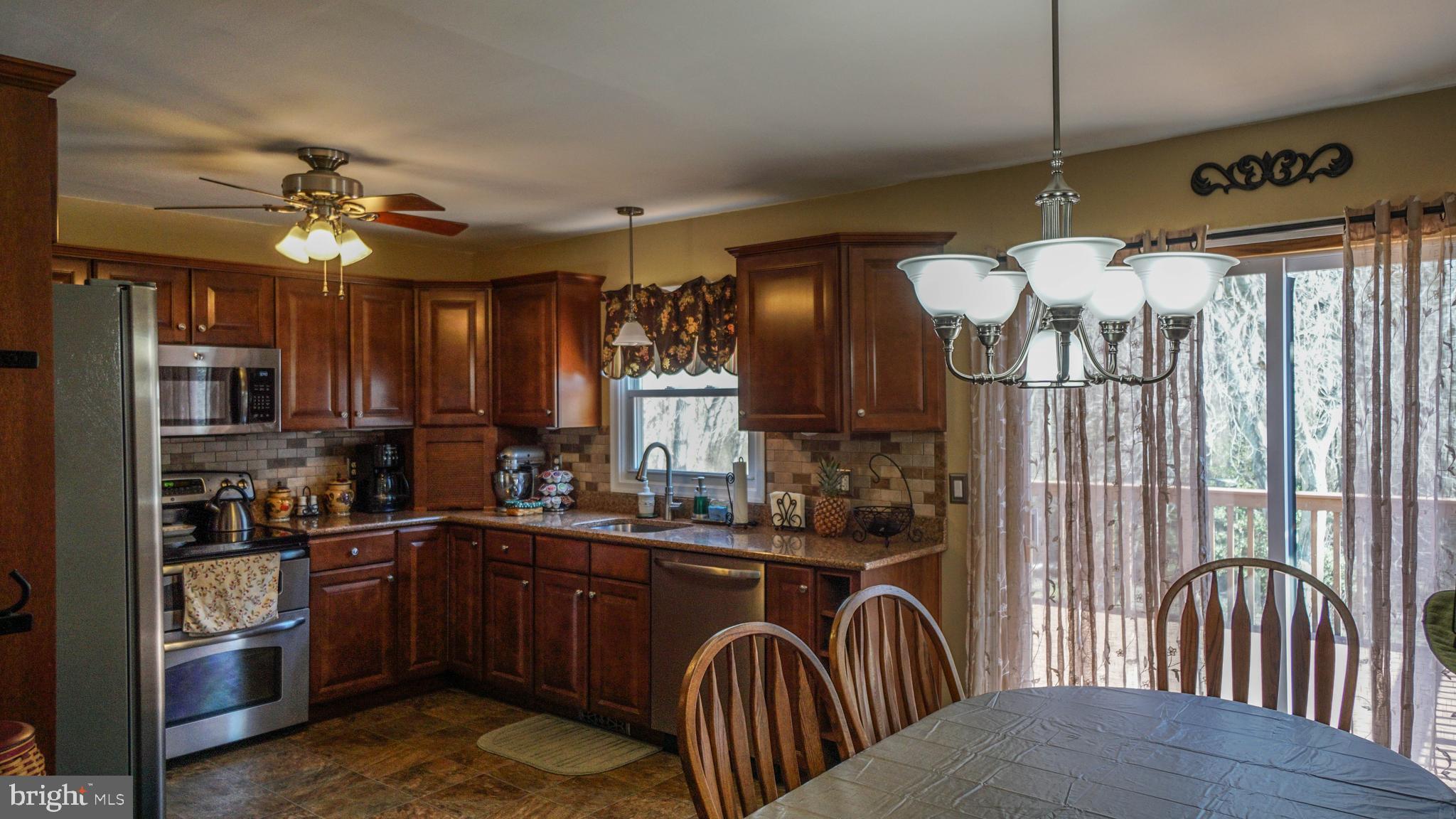 139 Revolutionary Road Tuckerton, NJ 08087 - Photo 12 of 44