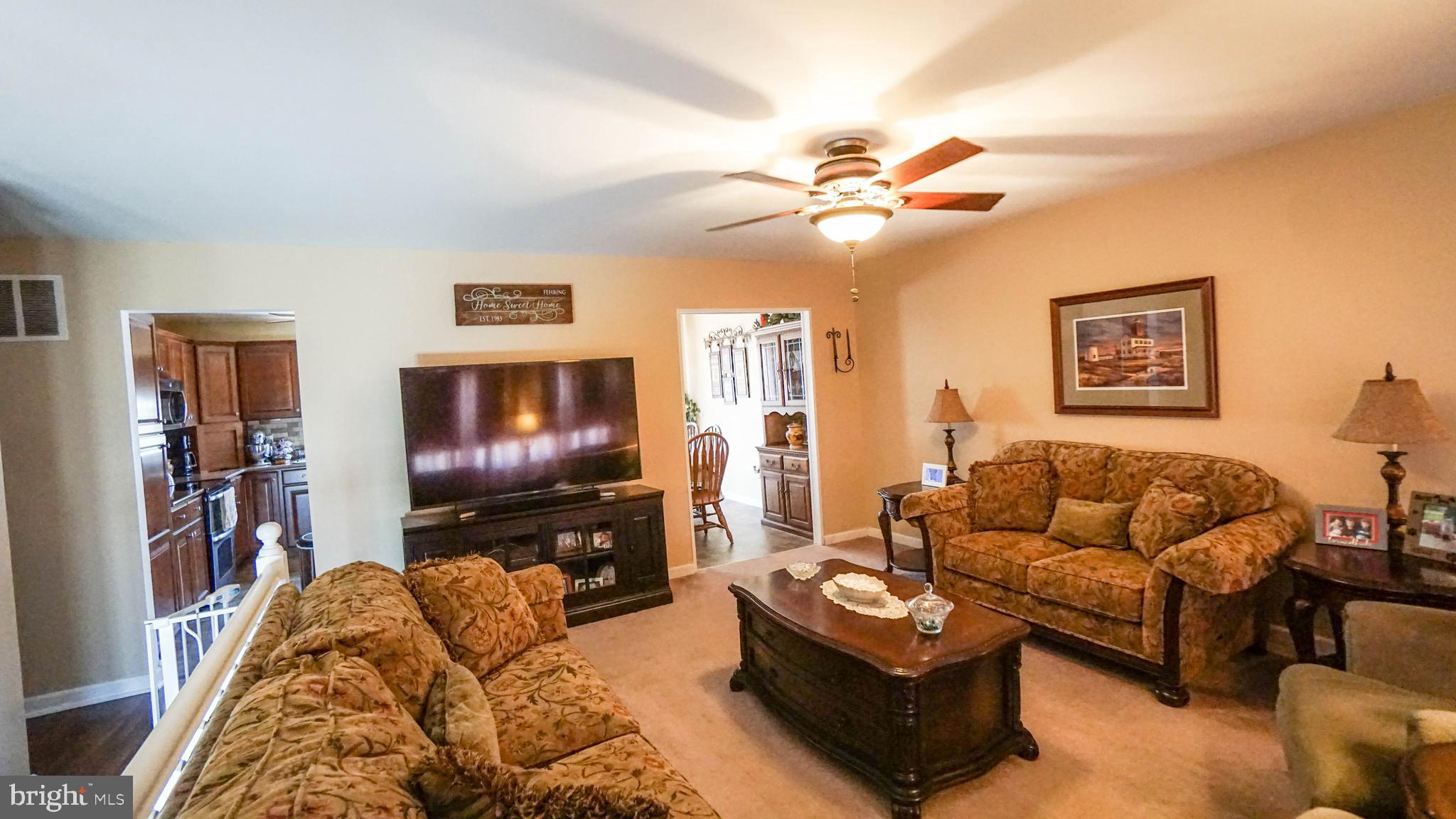 139 Revolutionary Road Tuckerton, NJ 08087 - Photo 4 of 44