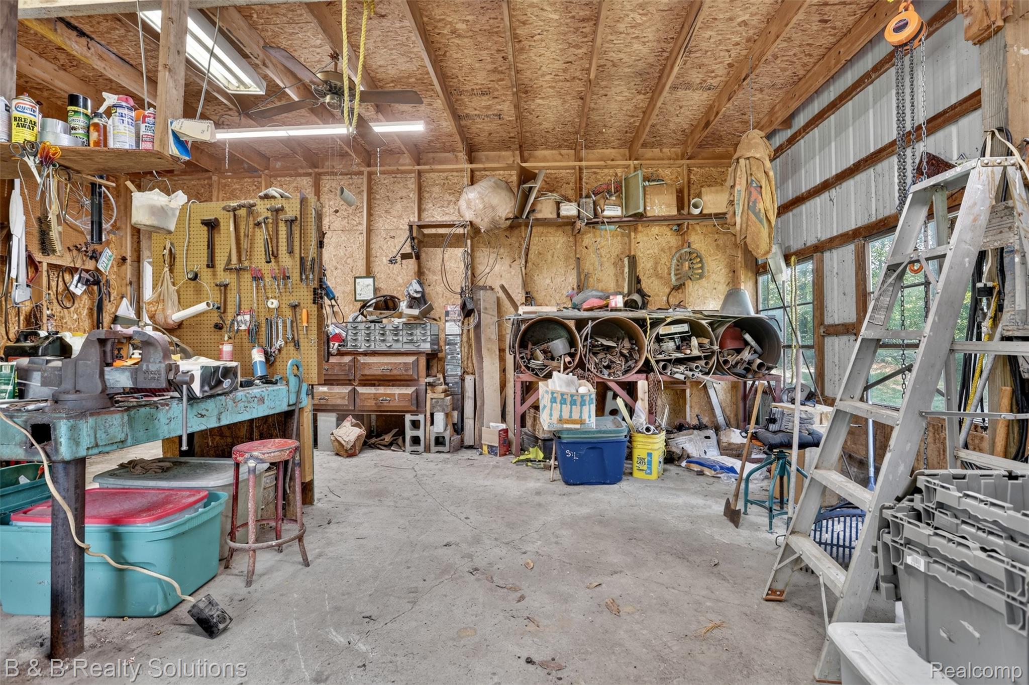 5544 Piersonville Road Columbiaville, MI 48421 - Photo 39 of 49 5544 Piersonville- Barn workshop.jpg