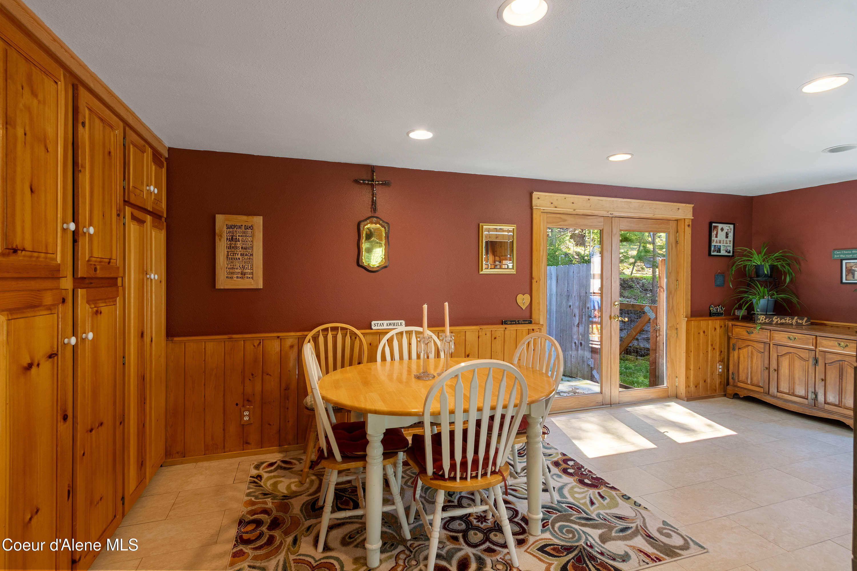 202 Fry Creek Road Sagle, ID 83860 - Photo 11 of 55 IMG_3959