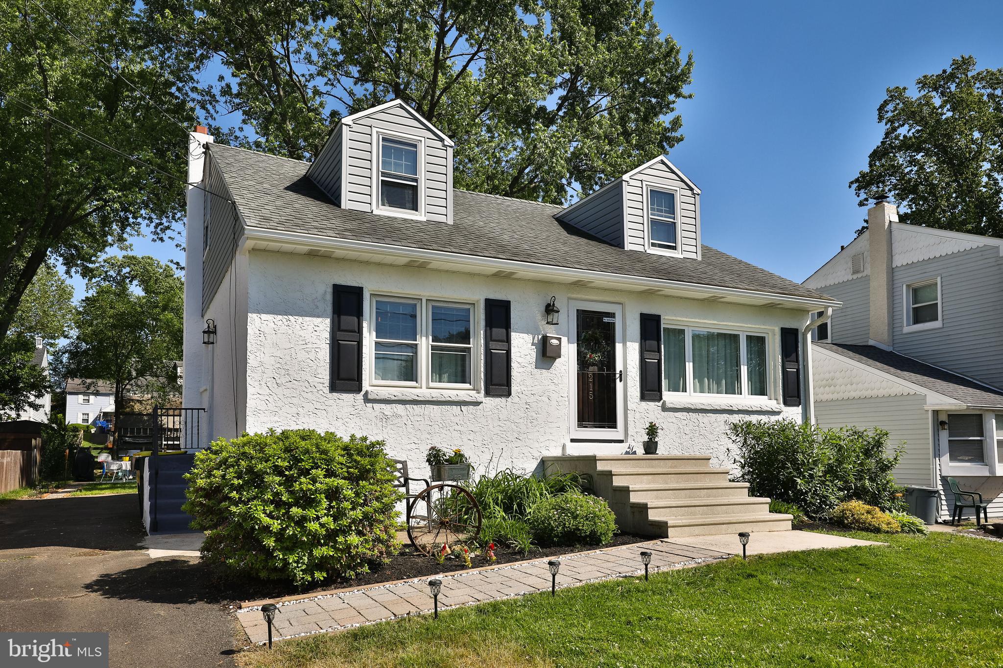 215 Madison Road Willow Grove, PA 19090 - Photo 2 of 30 Gallery Image 2