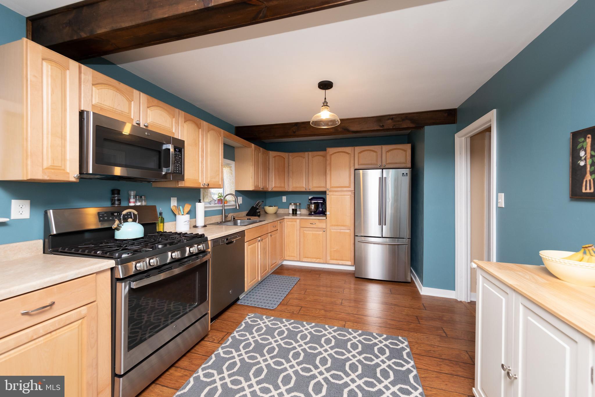 215 Madison Road Willow Grove, PA 19090 - Photo 6 of 30 Gallery Image 6