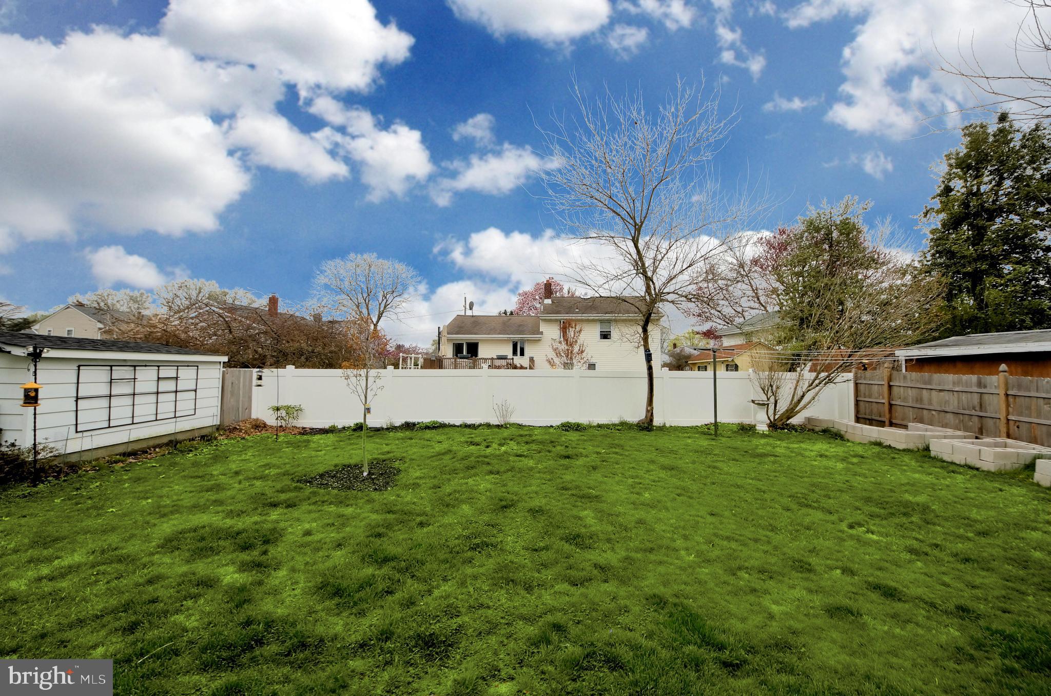 92 Winding Way Hamilton, NJ 08620 - Photo 22 of 24 Back Yard