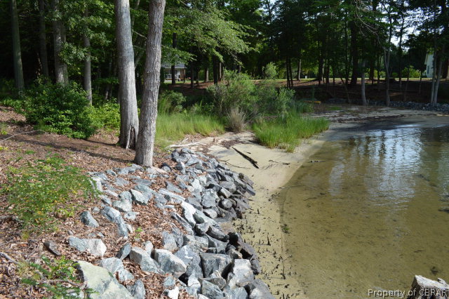 686 Twin Harbor Road Reedville, VA 22539 - Photo 6 of 19 Gallery Image 6