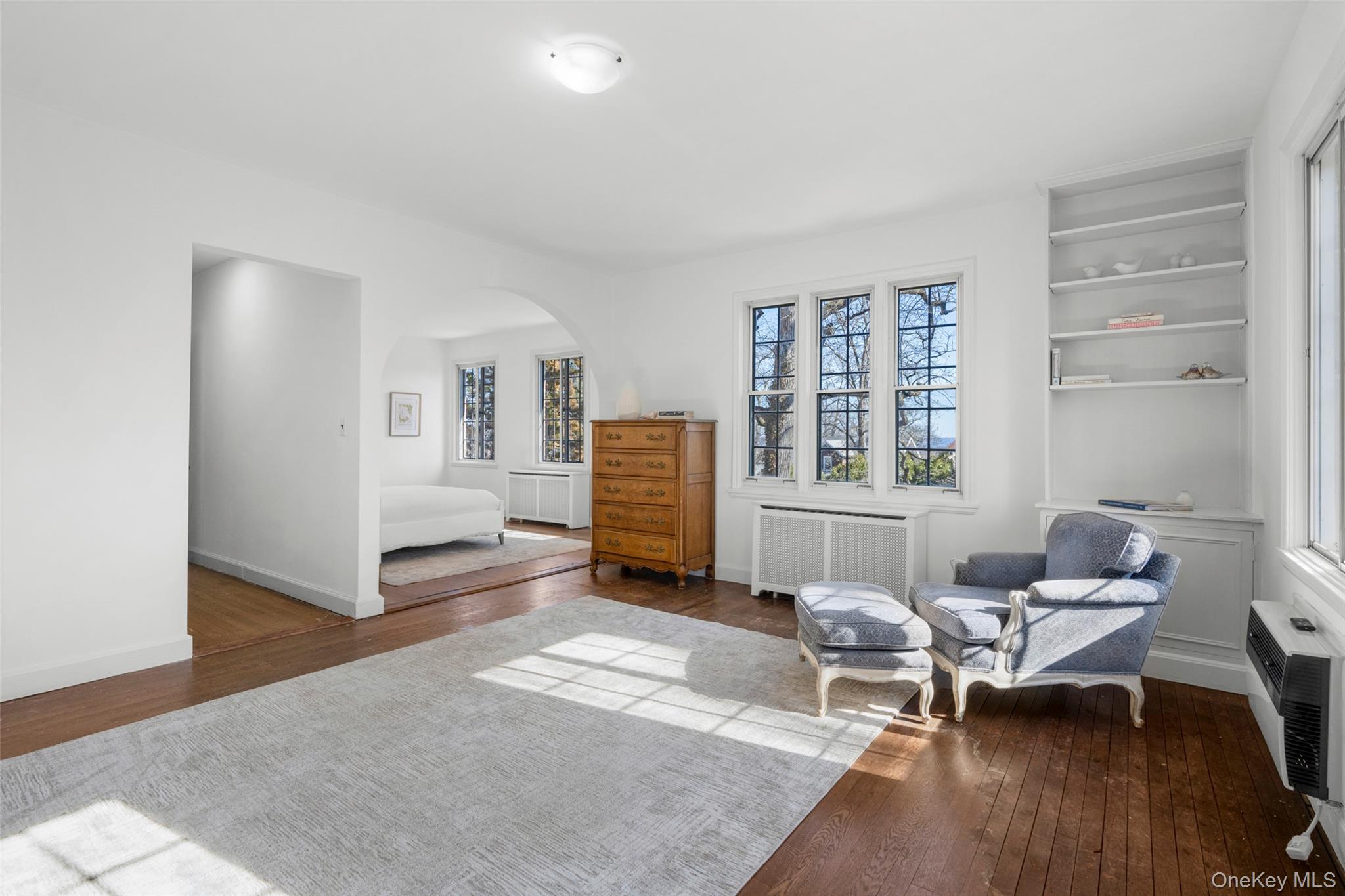 60 Wildwood Road New Rochelle, NY 10804 - Photo 23 of 49 a living room with furniture and a window