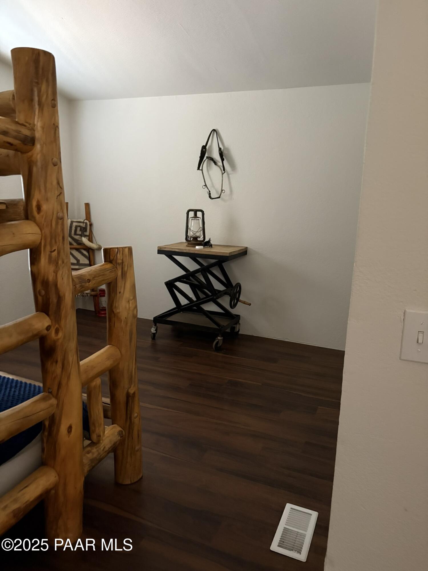 42650 North Wayne Road Ash Fork, AZ 86320 - Photo 21 of 37 a view of workspace with wooden floor