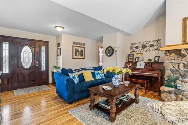 $600,000 | 5050 Madison Road, Farmington, MO 63640