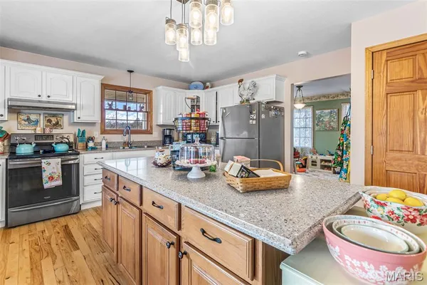 $600,000 | 5050 Madison Road, Farmington, MO 63640
