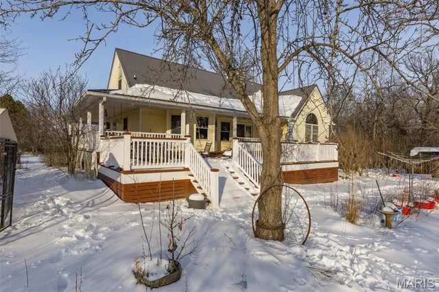 $625,000 | 5050 Madison Road, Farmington, MO 63640