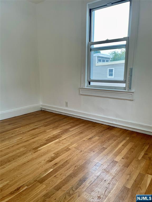 35-37 Ridgefield Avenue, Unit 2 Ridgefield Park, NJ 07660 - Photo 13 of 15 Gallery Image 13