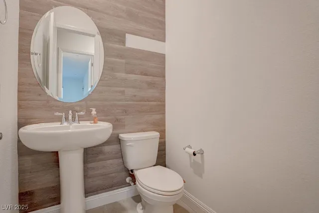 $7,500 | 230 Carmel Sky Street, Las Vegas, NV 89138