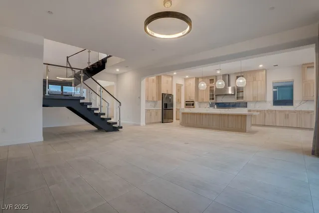 $7,500 | 230 Carmel Sky Street, Las Vegas, NV 89138