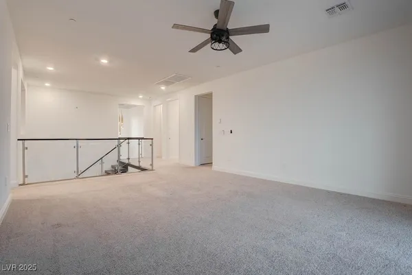 $7,000 | 230 Carmel Sky Street, Las Vegas, NV 89138
