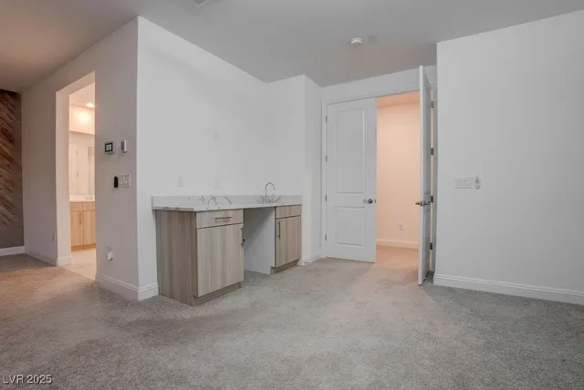 $7,500 | 230 Carmel Sky Street, Las Vegas, NV 89138