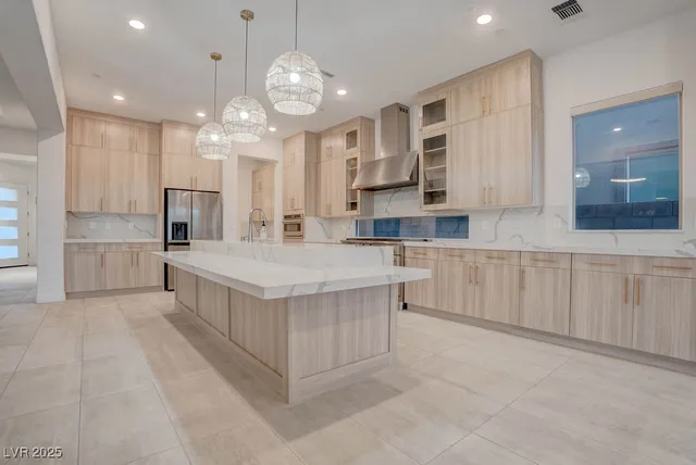 $7,500 | 230 Carmel Sky Street, Las Vegas, NV 89138