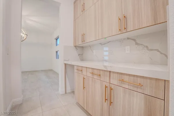 $7,000 | 230 Carmel Sky Street, Las Vegas, NV 89138