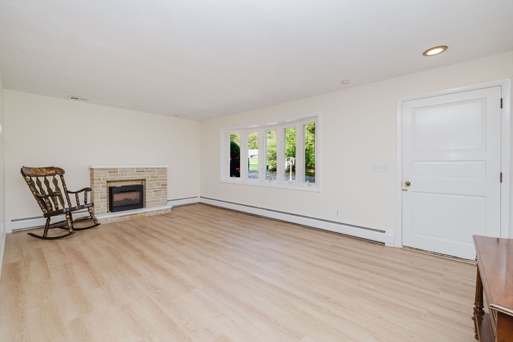 23 Colonial Way Rehoboth, MA 02769 - Photo 27 of 42