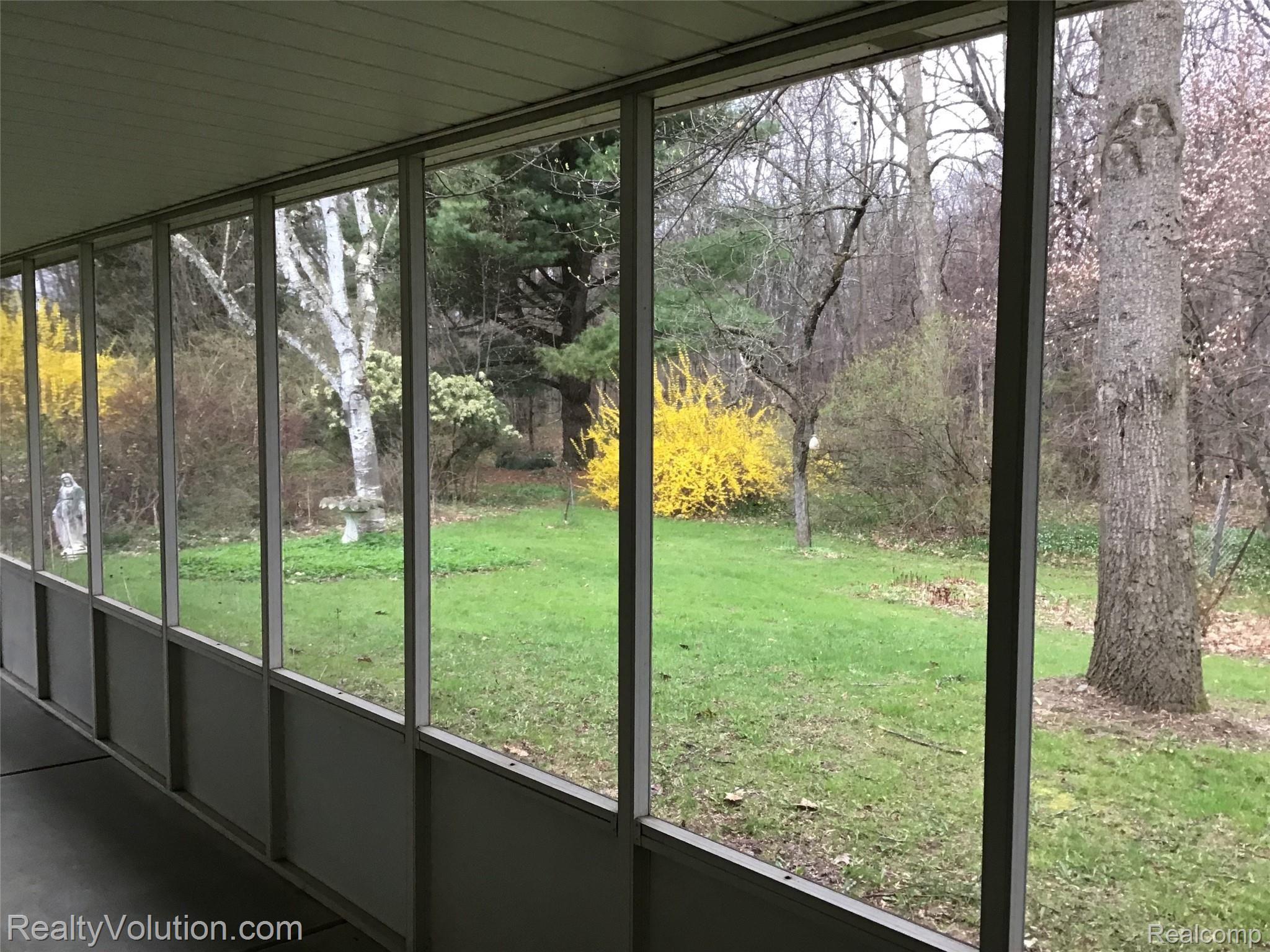 2260 South Lake George Road Metamora, MI 48455 - Photo 32 of 49 9C56E4C2-9658-49D3-AF84-527532F15EDF.jpeg