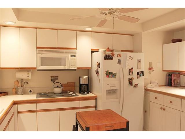 1905 Bay Road, Unit 212 Vero Beach, FL 32963 - Photo 11 of 24 Gallery Image 11