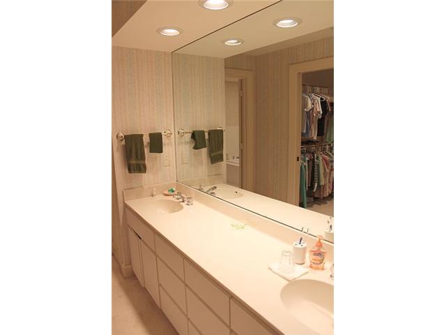 1905 Bay Road, Unit 212 Vero Beach, FL 32963 - Photo 20 of 24 Gallery Image 20