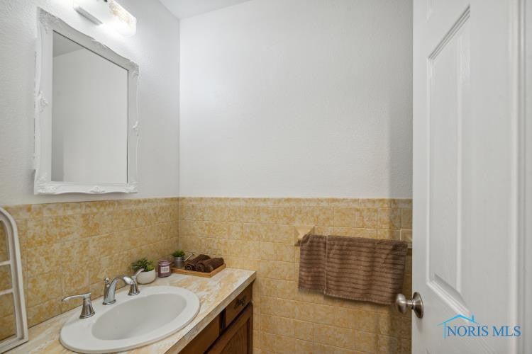 3927 Pickle Road Oregon, OH 43616 - Photo 34 of 42 Gallery Image 34