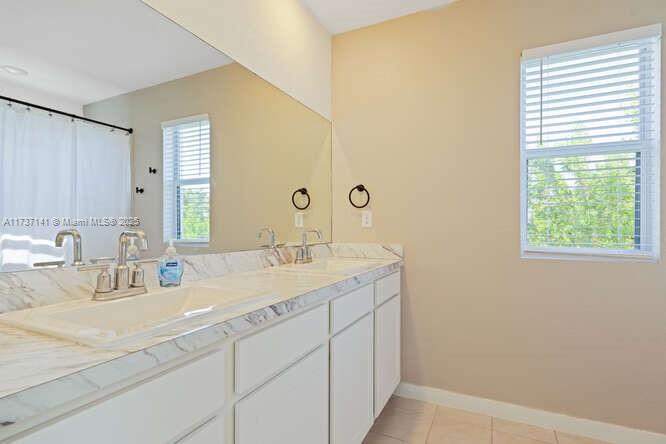1755 Southeast 9th Terrace Homestead, FL 33034 - Photo 10 of 22