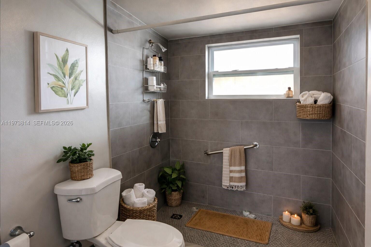 140 Royal Palm Road, Unit 202 Hialeah Gardens, FL 33016 - Photo 9 of 10