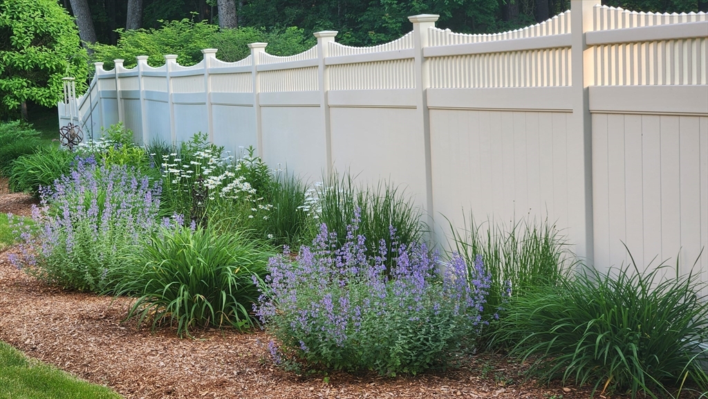 41 Christopher Drive Westfield, MA 01085 - Photo 36 of 42