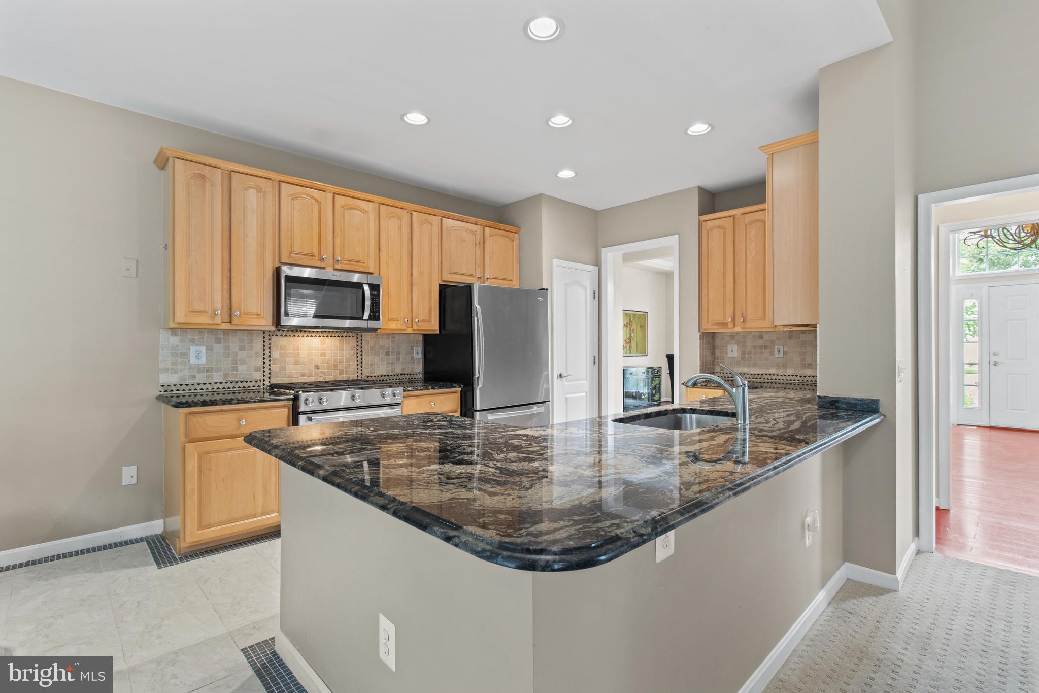 706 Darlow Drive Annapolis, MD 21409 - Photo 7 of 34 Updated kitchen
