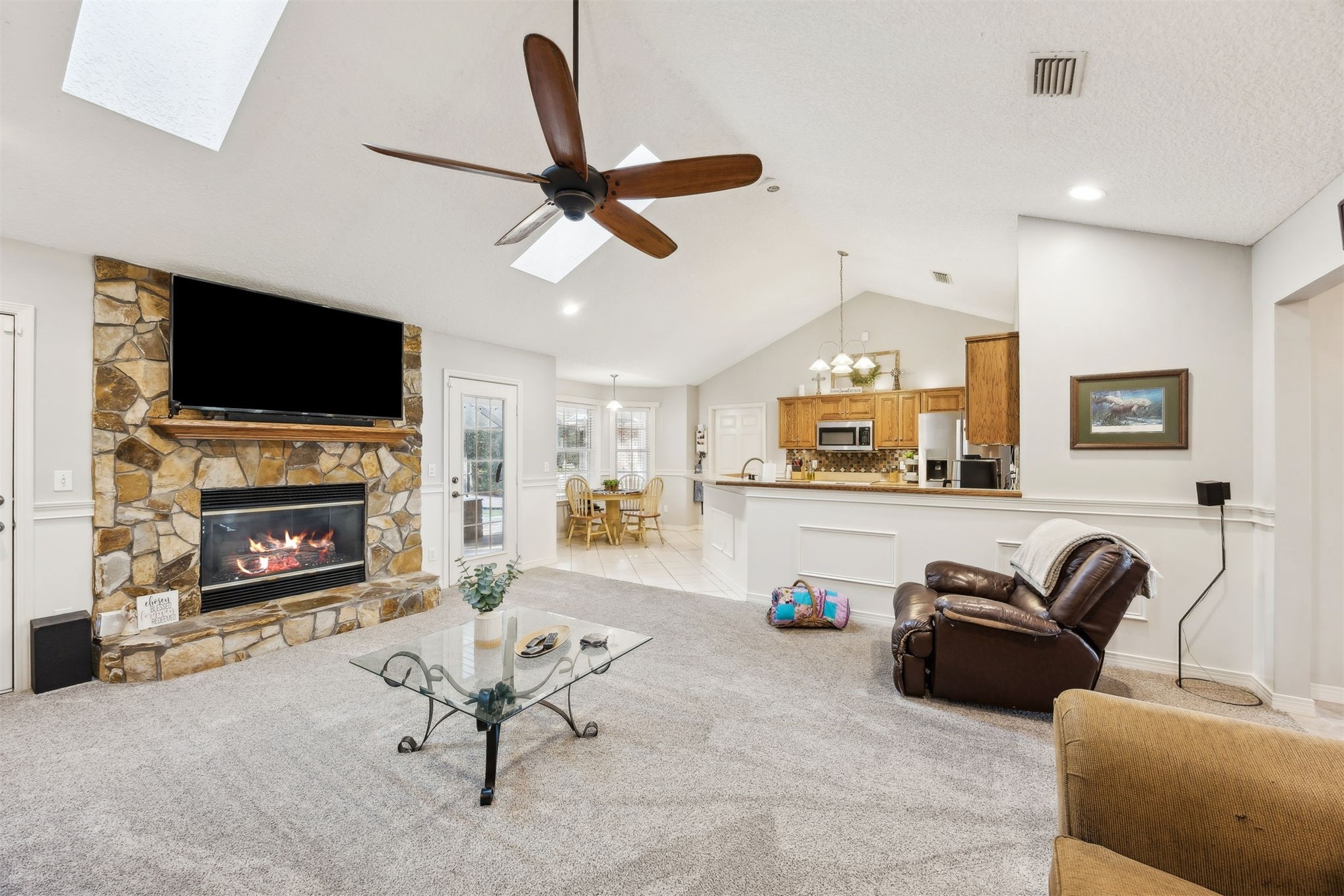 97535 Pirates Point Road Yulee, FL 32097 - Photo 16 of 59 Gas fireplace for cozy evenings