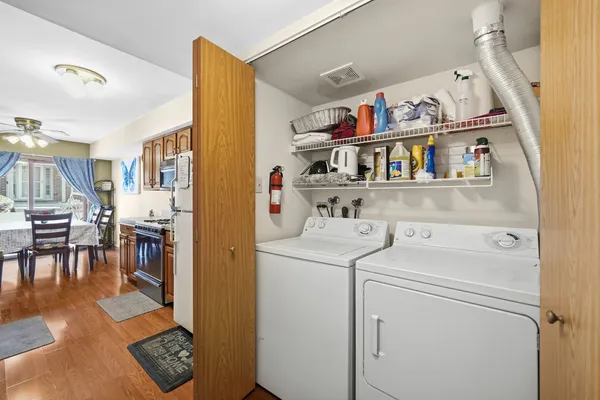 $279,900 | 16054 85th Place, Tinley Park, IL 60487