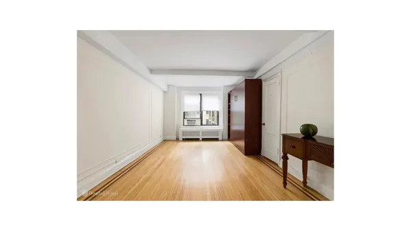 $419,000 | 235 West 102nd Street, Unit 10C | Upper West Side