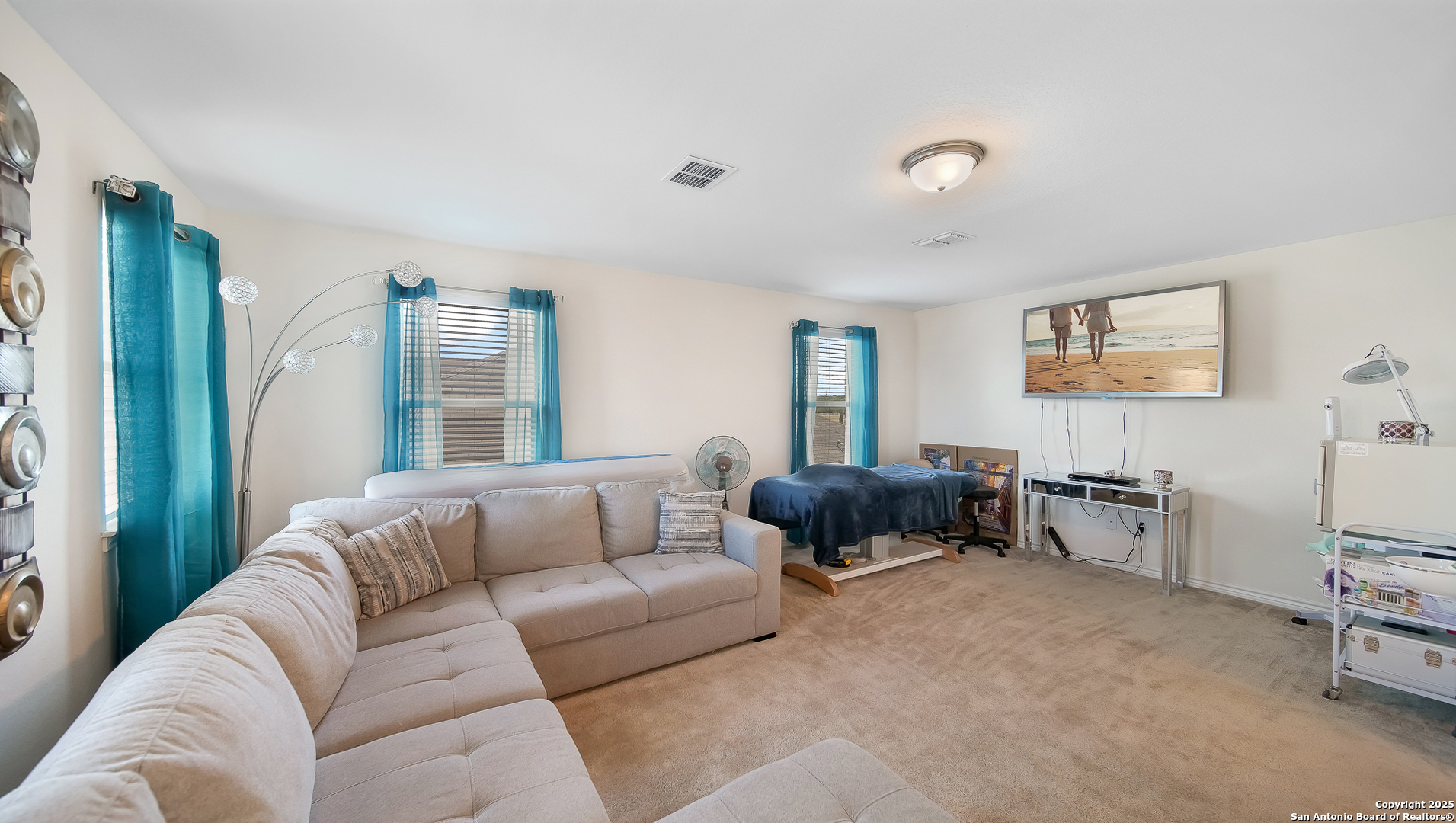 350 Colonial Universal City, TX 78148 - Photo 20 of 27