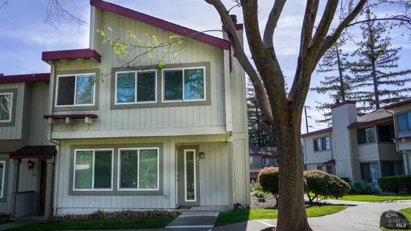$3,975 | 108 Scotia Lane, Novato, CA 94947