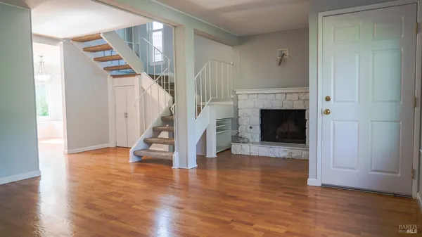 $3,975 | 108 Scotia Lane, Novato, CA 94947