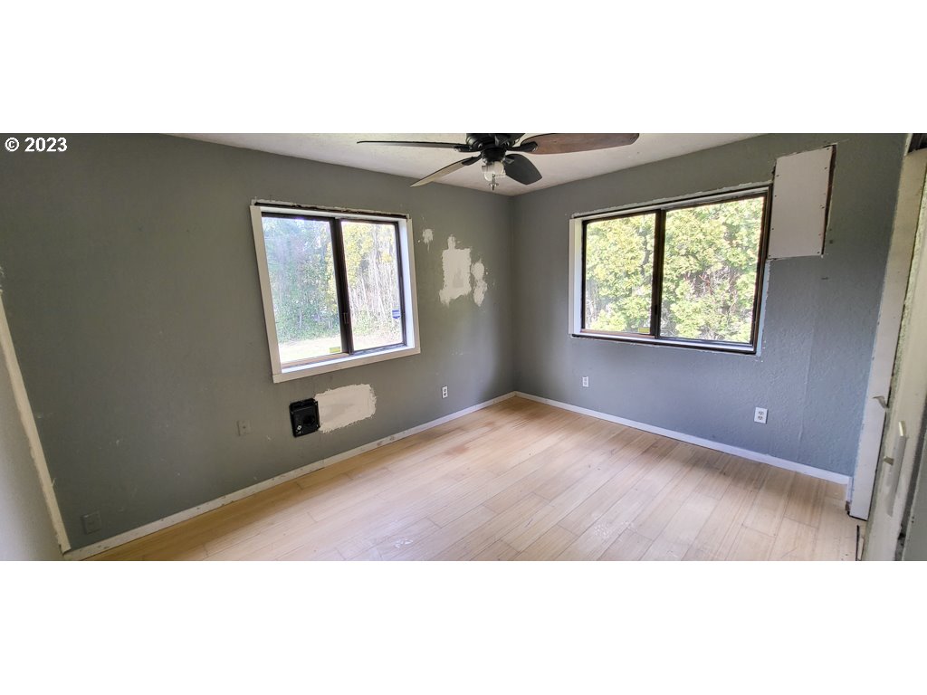 14680 South Redland Road Oregon City, OR 97045 - Photo 12 of 22 Bedroom