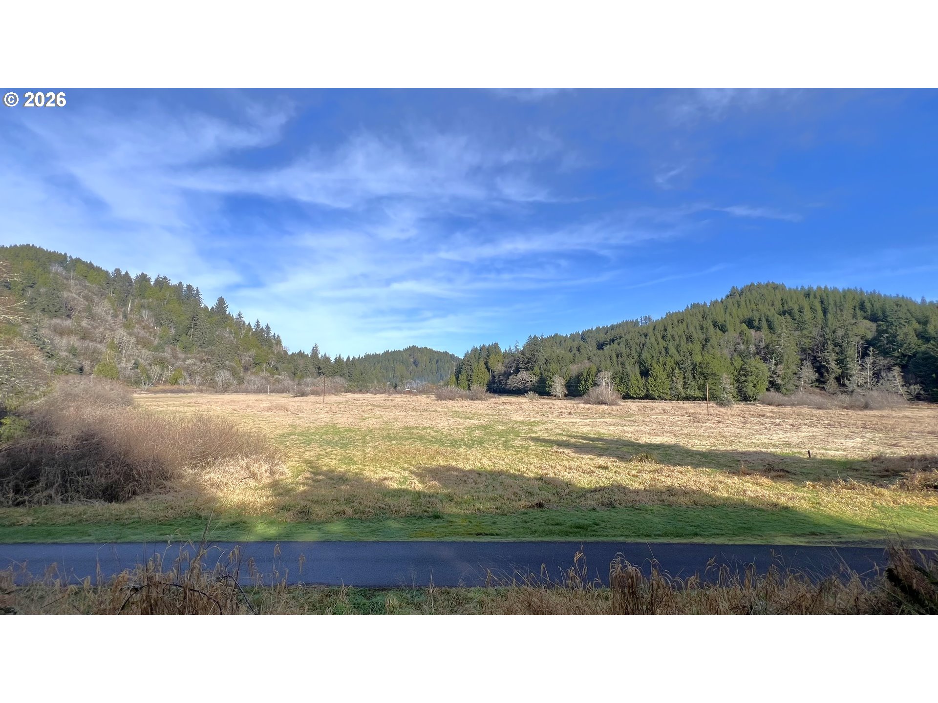 321 Jd Lane Reedsport, OR 97467 - Photo 2 of 26