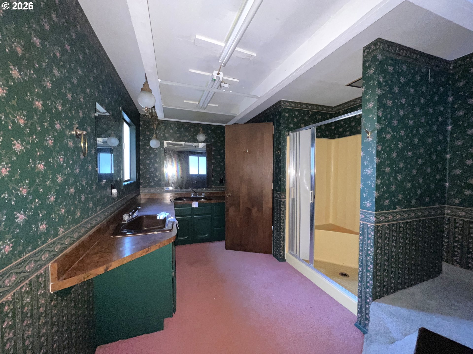 321 Jd Lane Reedsport, OR 97467 - Photo 21 of 26 Bathroom